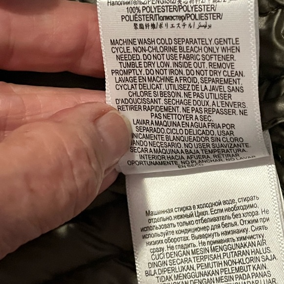 BCBG packable  down jacket - Picture 5 of 5